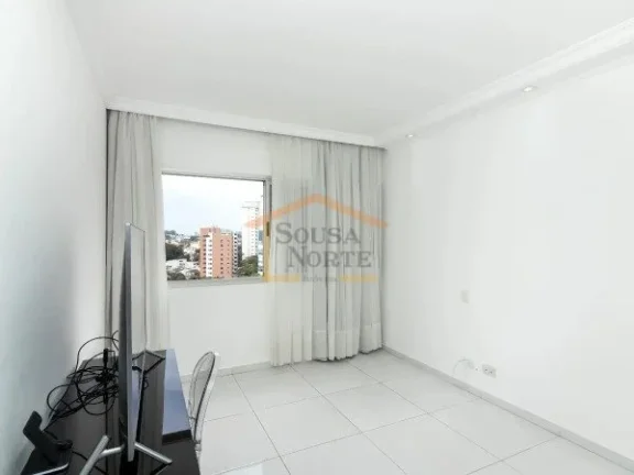 Imagem Apartamento com 158m², possui 3 dormitórios, sendo 1 suíte, 3 banheiros, sala ampla para dois amb...