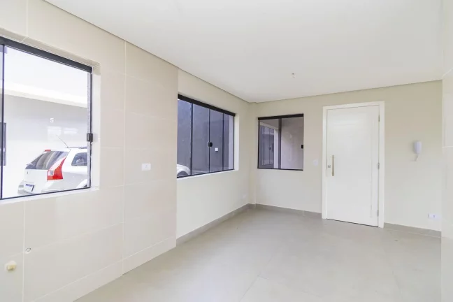 Imagem Sobrado novo em condomínio com Ático no Uberaba com suíte