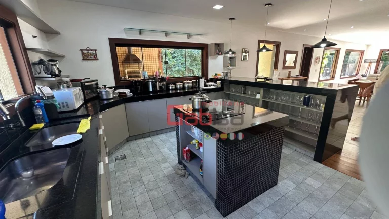 Imagem Linda Casa Alto Padrão em Geribá - Búzios RJ