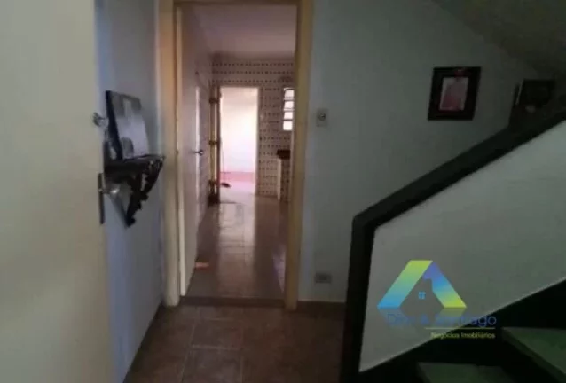 Imagem VILA DOM PEDRO I Casa 152 metros, 2 dormitórios, 1 vaga a poucos minutos da estação do metro Alto Do Ipiranga.