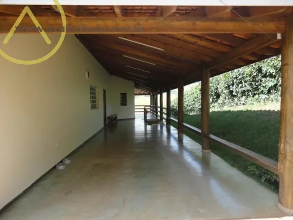 Imagem Chácara para Venda em Piracaia, Centro, 6 dormitórios, 2 suítes, 5 banheiros, 5 vagas