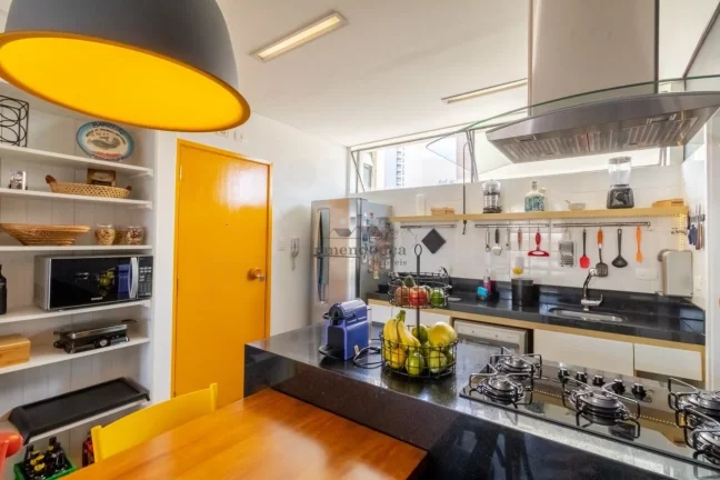 Imagem Apartamento Reformado na Martinico Prado com 2 quartos em 88m2.