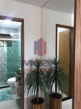 Imagem Linda e aconchegante casa de 2 quartos R$250.000,00