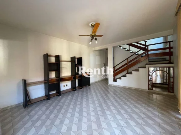 Imagem Casa com 5 dormitórios, venda por R$ 1.600.000 ou aluguel por R$ 11.000/mês - Saúde - Rio Claro/SP