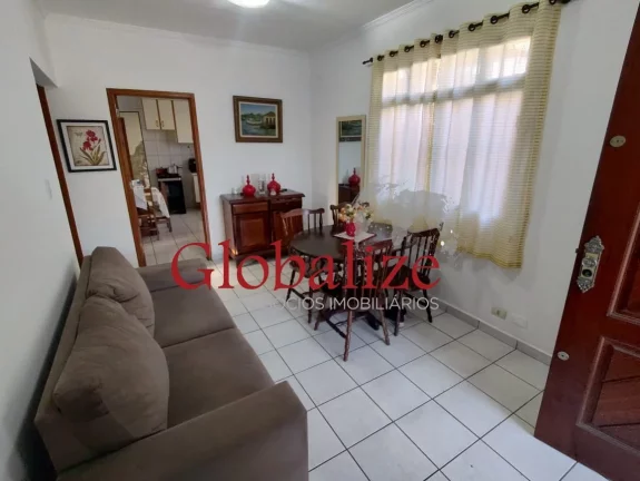 Imagem Casa com 3 dormitório aconchegante com garagem e quintal nas laterais e nos fundos bairro Radio Clube na ZN em Santos (SP) por R$.600.000,00 !