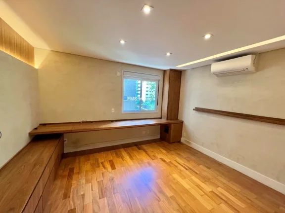 Imagem Apartamento de luxo em Moema, São Paulo-SP: 3 quartos, 3 suítes, 1 sala, 3 vagas, 226m² de puro conforto!