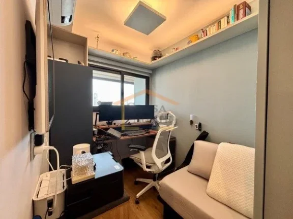 Imagem Apartamento com 70 m², 2 dormitórios sendo 1 suíte, 2 banheiros, sala para dois ambientes. O imó...