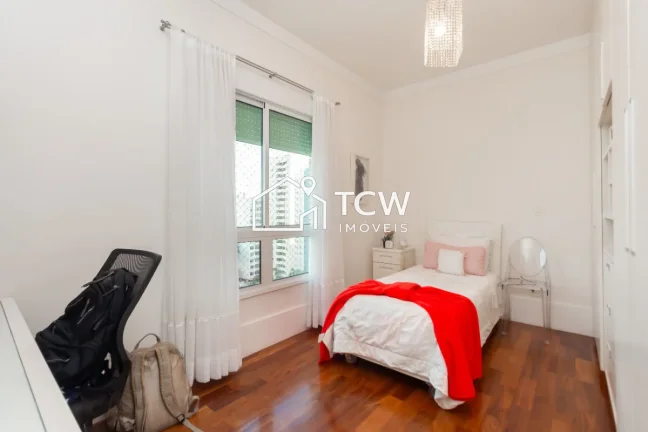 Imagem Apartamento 3 Suítes em Aclimação SP