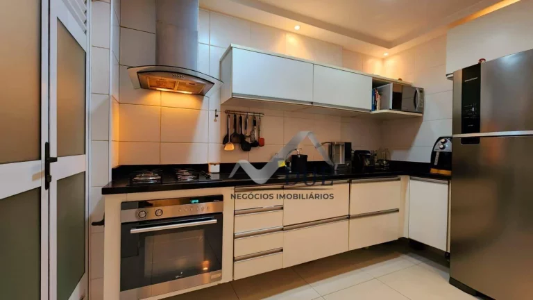 Imagem Apartamento com 2 dormitórios à venda, 62 m² por R$ 617.000,00 - Gonzaga - Santos/SP