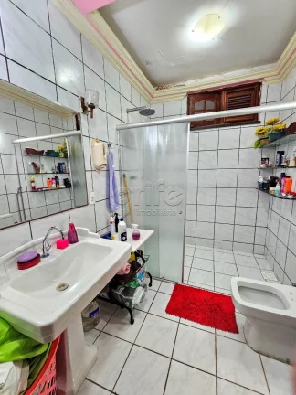 Imagem # Casa dos Seus Sonhos à Venda no Bairro Montese ### Descrição do Imóvel Apresentamos uma casa e...