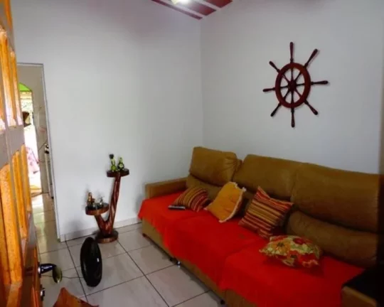 Imagem LINDA CASA EM ÓTIMA LOCALIZAÇÃO, COM SALA, COZINHA, ÁREA DE SERVIÇO, BANHEIRO, 03 QUARTOS, ÁRE...