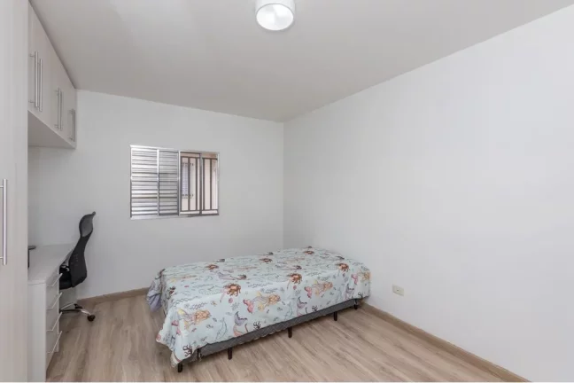 Imagem Sobrado 69m² em rua tranquila – 2 dormitórios + churrasqueira