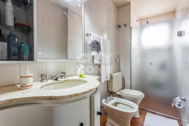 Imagem Apartamento de 127m², Alto de Pinheiros, com quatro dormitórios, sendo duas suítes, hall, lavabo,...