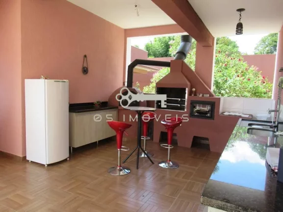 Imagem Jd Colonial - Nova, moderna, 4 suítes e 7 vagas cobertas!