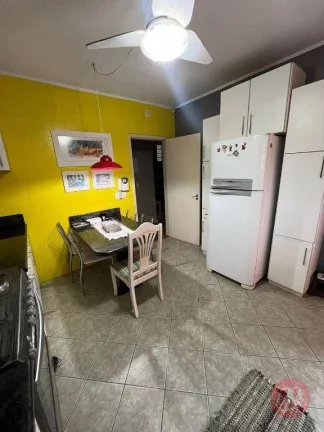 Imagem Casa com 4 dormitórios, 220 m² - venda por R$ 1.100.000,00 ou aluguel por R$ 6.850,00/mês - Aberta dos Morros - Porto Alegre/RS