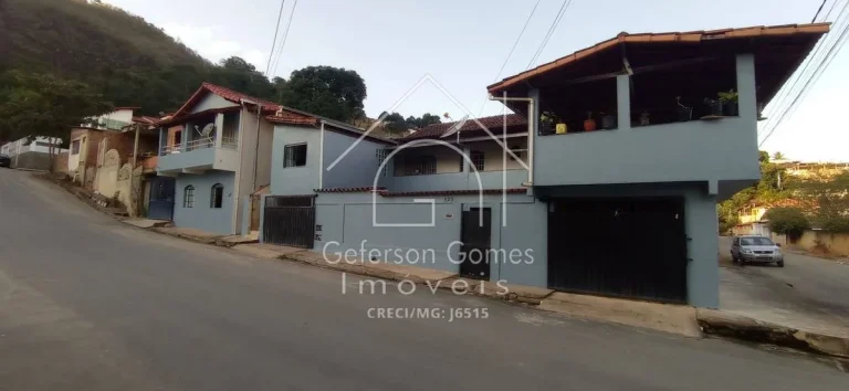 Imagem Prédio à venda - Com 04 apartamentos - Santo Antônio - Mantena - MG