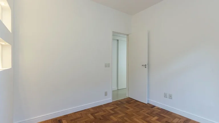 Imagem Apartamento 71M², 2Q, 1 Suíte, 2 Banheiros, Playground, Armários.