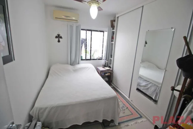 Imagem Apartamento com 2 quartos de Temporada, Centro - Balneário Camboriú