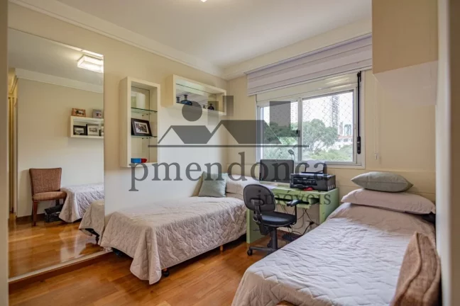 Imagem Belíssimo apartamento 172m² na Vila Romana, 3 vagas de garagem e 3 suítes.
