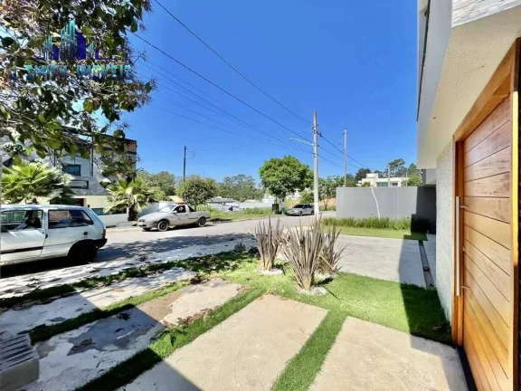 Imagem CASA NOVA, COM TODOS ACABAMENTOS, 3 SUÍTES, 5 VAGAS, PISCINA. Show!!