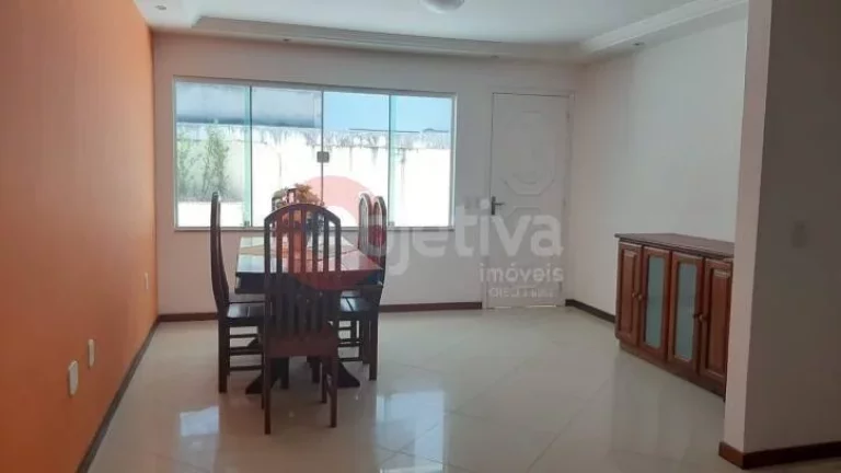 Imagem Casa com 4 dormitórios à venda, 118 m² por R$ 650.000,00 - Peró - Cabo Frio/RJ