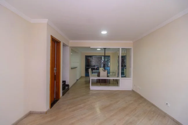 Imagem Sobrado a Venda em condominio fechado - Residencial Green Field