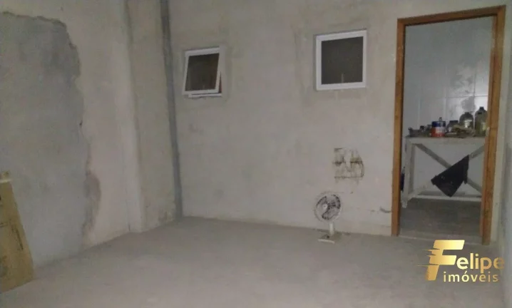 Imagem LOJÃO COM 300M² NO CENTRO DE GUARAPARI