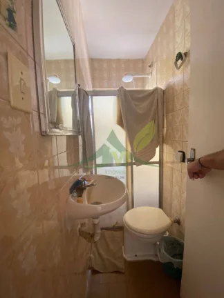 Imagem Residência à Venda na Vila Santista: Elegância, Conforto e Privacidade