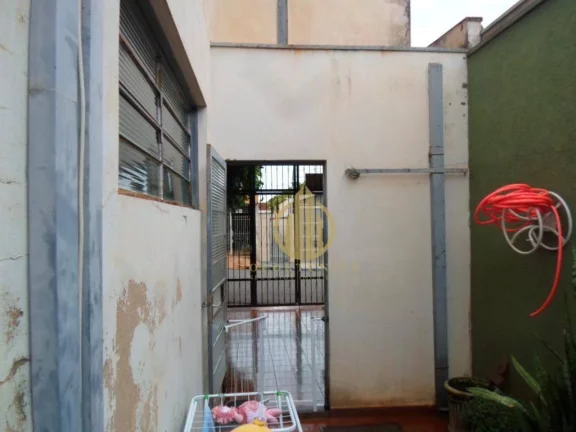 Imagem Sobrado 4 Dorm 1 Suíte à venda, Vila Tamandaré, Ribeirão Preto.