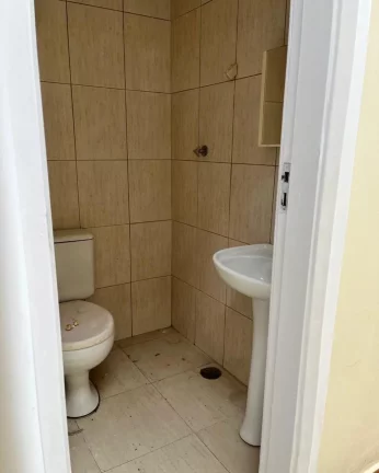 Imagem Sobrado em condomínio fechado , 3 dormitórios com suíte e lareira