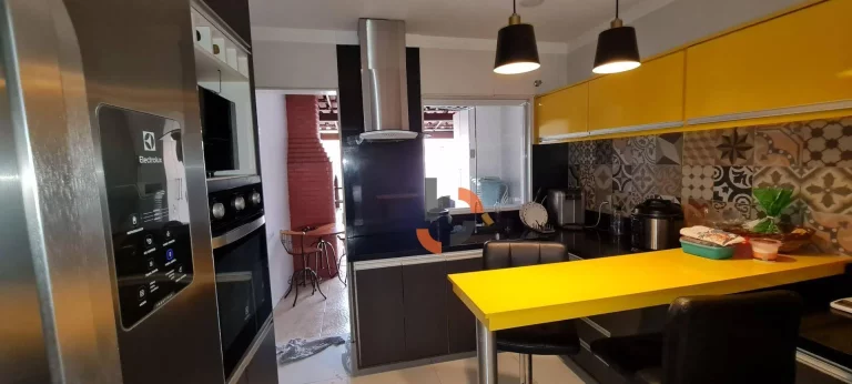 Imagem Casa Duplex 2 Suítes com Espaço Gourmet e Acabamento de Luxo em - Engenho Pequeno - Nova Iguaçu/RJ