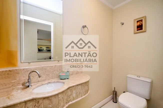 Foto do imóvel: Sobrado a Venda no bairro Boa Vista - Curitiba, PR