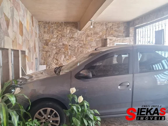 Imagem Imperdível: Casa à venda na Penha, São Paulo-SP com 2 quartos, 1 suíte, 2 banheiros, 3 vagas de garagem e 148 m² de área.