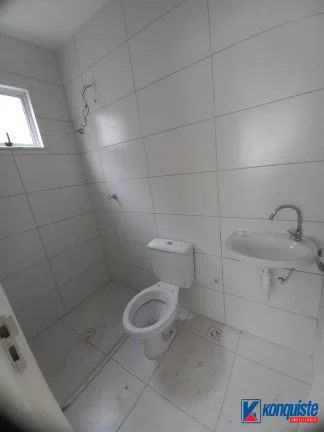 Imagem VENDO CASA NO CONDOMINIO MILÃO