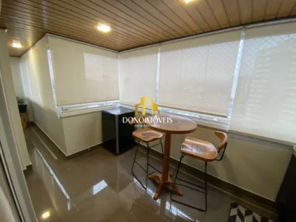 Imagem Apartamento com 03 dormitórios, todos suítes com sacada equipada com tela, vidro e blackout. Possu...