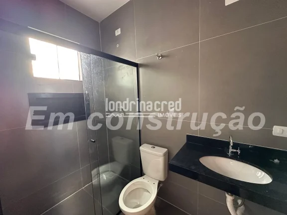 Imagem Casa em condomínio, programa Minha Casa Minha Vida, com 3 quartos (1 suíte), garagem coberta e ótima localização na região norte de Londrina.