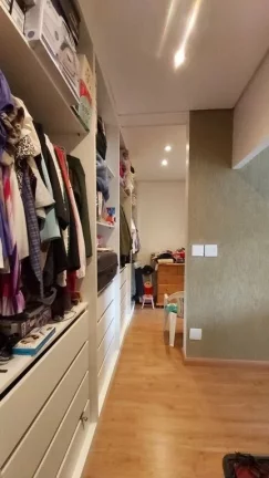 Imagem Chácara com 3 dormitórios à venda, 2015 m por R$ 1.700.000,00 - Parque Valinhos - Valinhos/SP