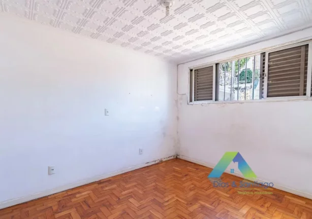 Imagem Casa com 3 Domitórios e 2 Banheiros em Vila das Mercês, São Paulo/SP