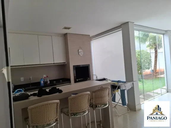Imagem Casa Porteira Fechada no Belvedere I