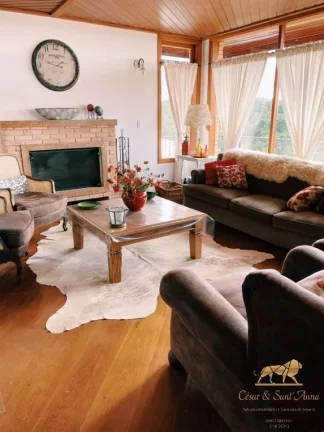 Imagem Casa com 5 Suítes para alugar - Campos do Jordão/SP