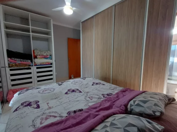 Imagem Sobrado para Venda em Piracicaba, ÁGUA BRANCA, 4 dormitórios, 1 suíte, 2 banheiros, 2 vagas