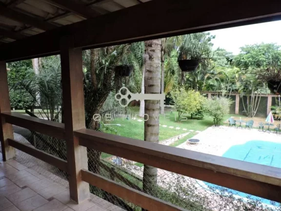 Imagem Espaçosa casa na Chácara Vale do Rio Cotia - Fazendinha - Granja Viana