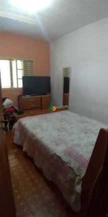 Imagem Casa para Venda em Mairinque, Marmeleiro, 3 dormitórios, 1 banheiro, 5 vagas