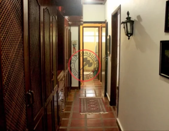 Imagem Lindissima Casa Estilo Colonial,POSSUI 4 QUARTOS , PISCINA, AREA GOURMET INDEPENDENTE, CASA DE CASEIRO
