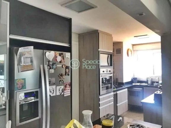 Imagem Amplo apartamento à venda com 2 quartos, sendo 2 suítes, e 3 banheiros no total. Este apartamento ...