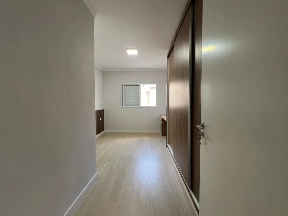 Imagem Sobrado Lindo com 02 Dormitórios no Condomínio Villagio Caprese! Localizado somente a 10 minutos do Shopping Iguatemi Esplanada!