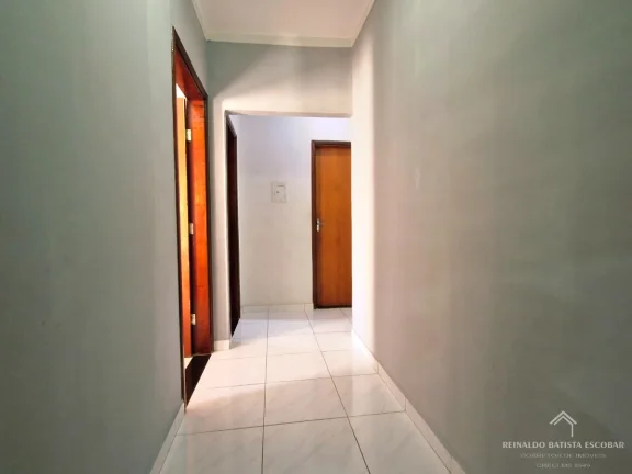 Imagem Casa térrea à venda com 3 quartos, energia fotovoltaica no Bairro Maria Ap. Pedrossian