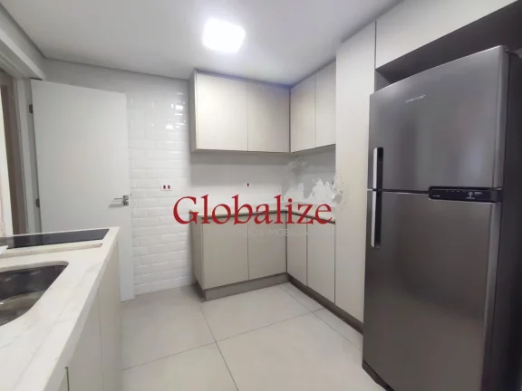 Imagem Apartamento 02 dormitórios 01 suíte vaga de garagem frente mar no Gonzaga em Santos R$ 680.000,00
