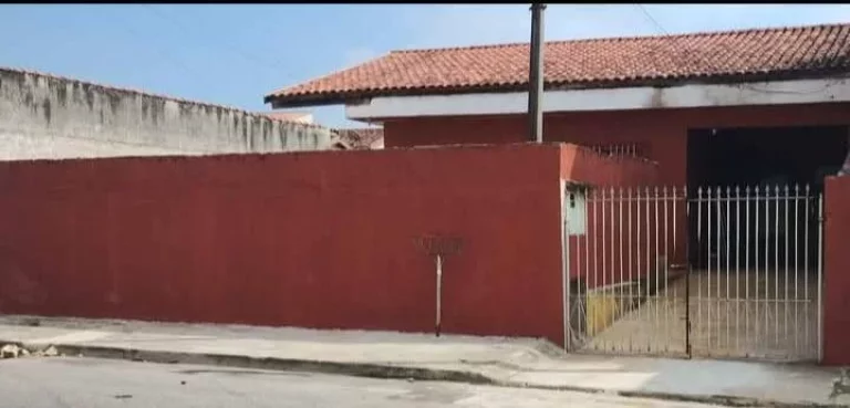 Linda Casa a venda no Alto Cardoso Pindamonhangaba