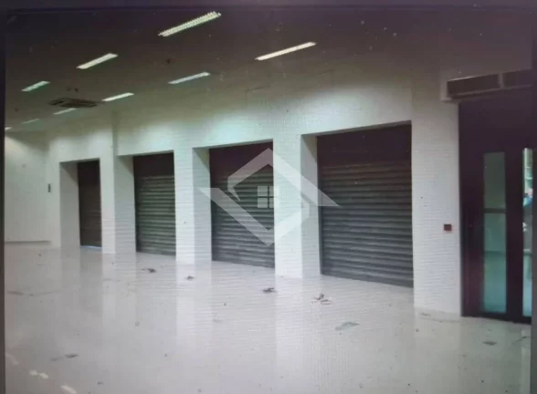Imagem Loja Comercial 532m² na Rua da Carioca | Centro do Rio | Frente de Rua
